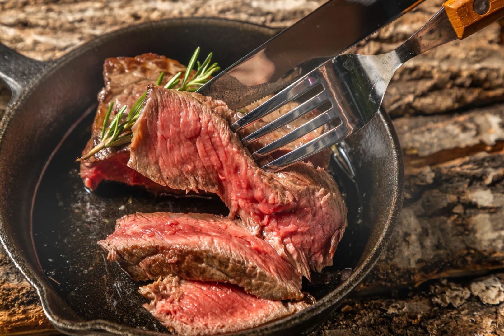 Best Pan for Steak, Best Pans to Cook Steak in 2024
